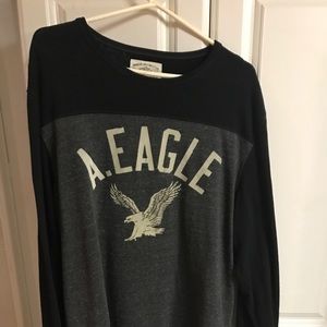 American Eagle Long-sleeve T-shirt